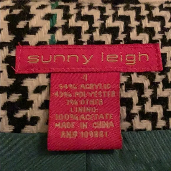 60’s style black and white Houndstooth swing coat size 4. Adorable! - Picture 5 of 5